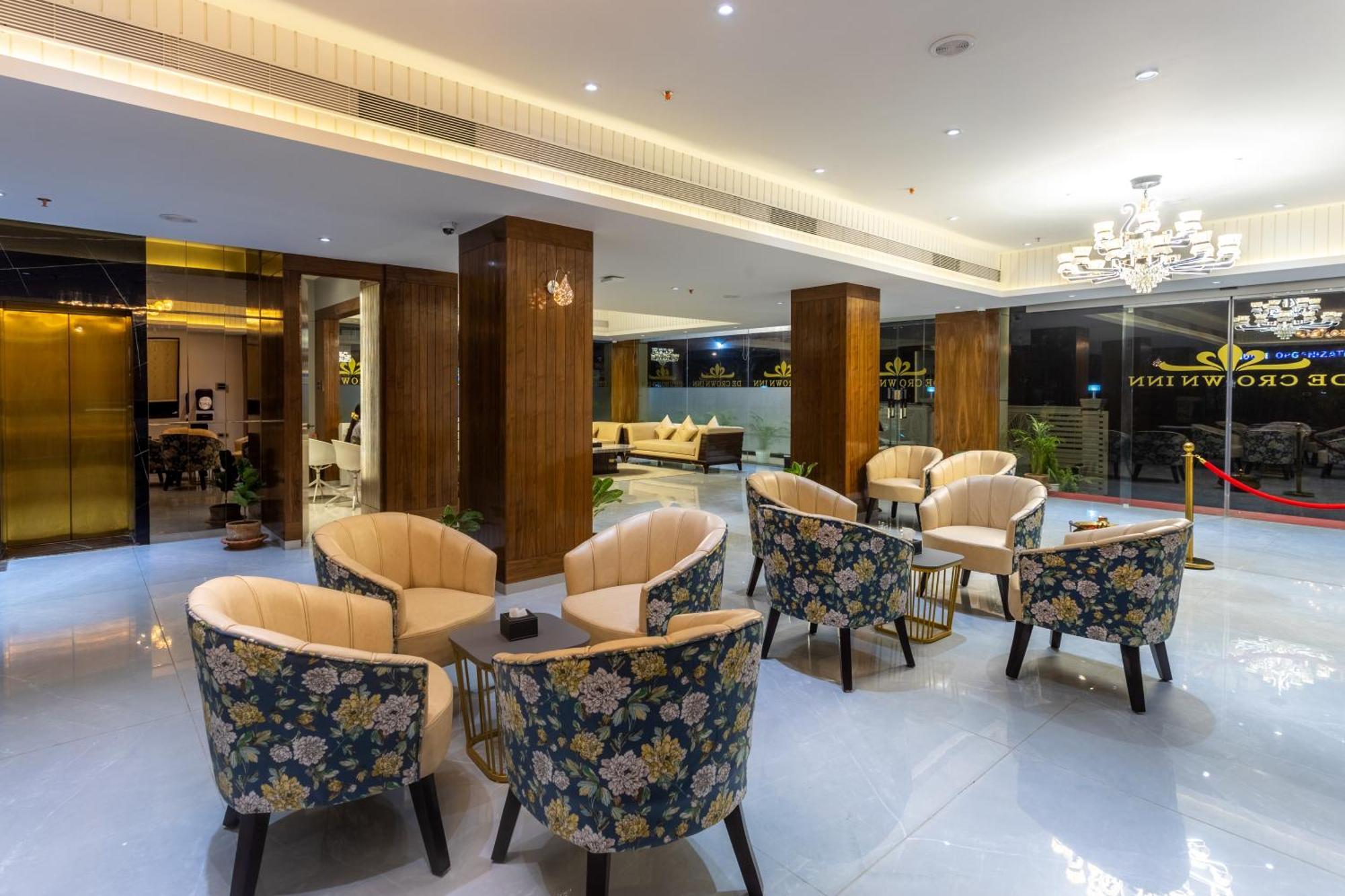 De Crown Inn Jogikuti ภายนอก รูปภาพ