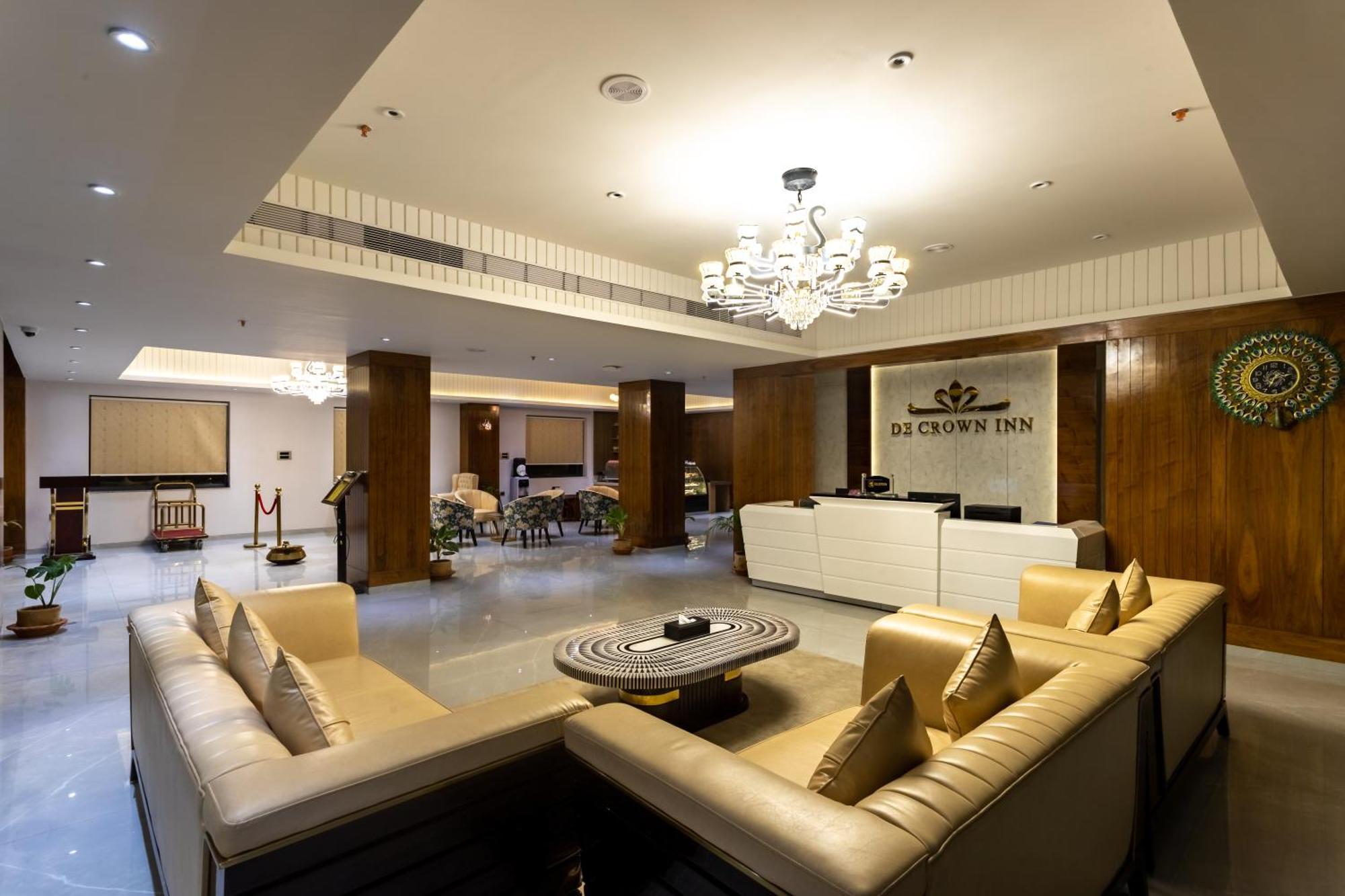 De Crown Inn Jogikuti ภายนอก รูปภาพ